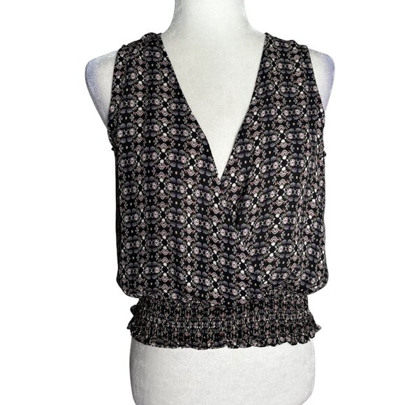 Sleeveless Floral Blouse Top Small Black Smocked Waist V Neck Surplice Wrap - Picture 2 of 7